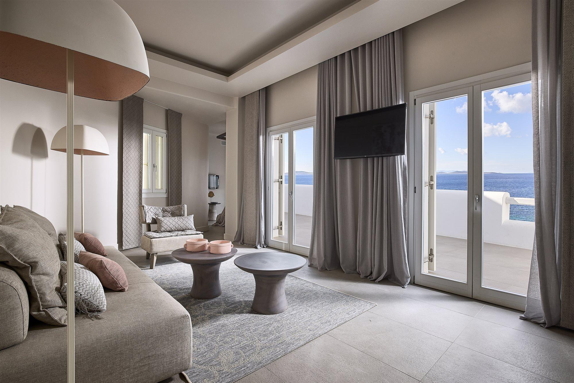 Amazon Mykonos & Hotel