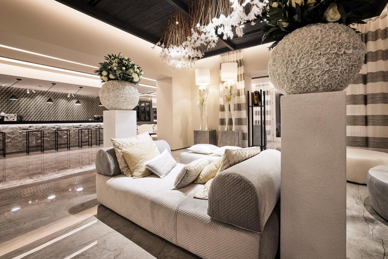 Amazon Mykonos & Hotel