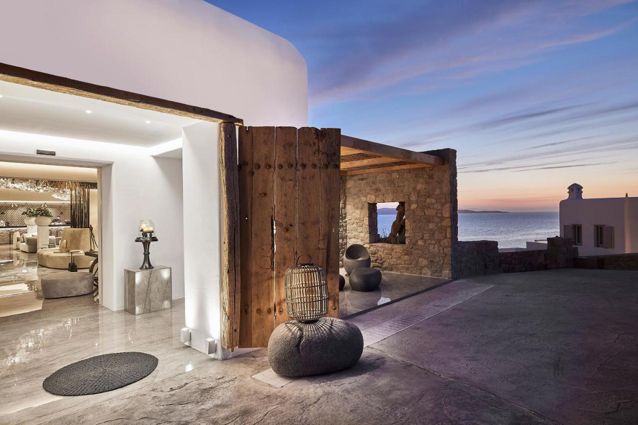Amazon Mykonos & Hotel
