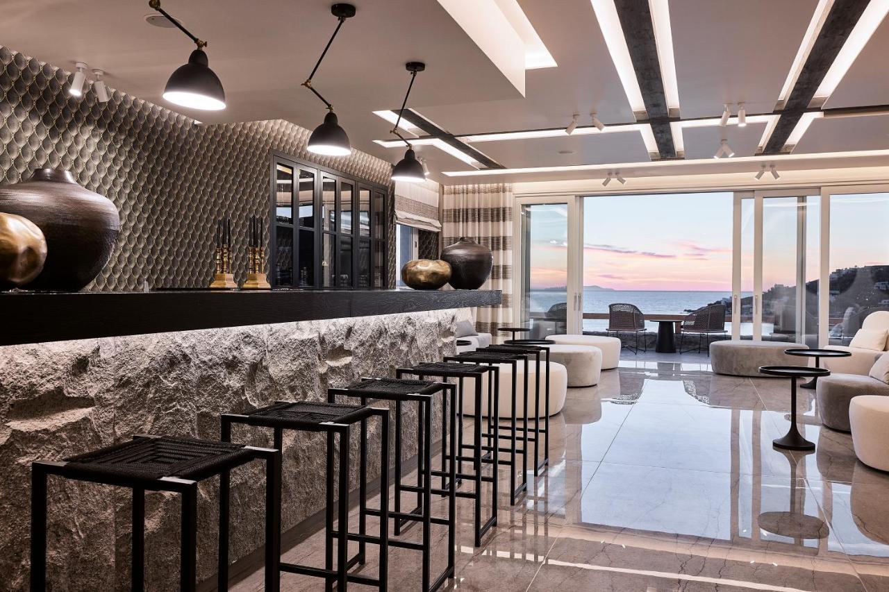 Amazon Mykonos & 5* Mykonos Town